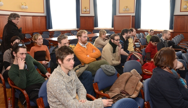 Komák a képviselő-testületi ülésen