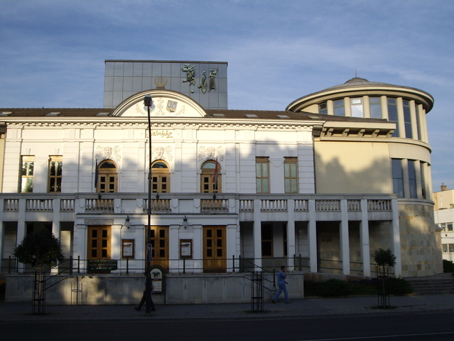 Gárdonyi Géza Színház, Eger
