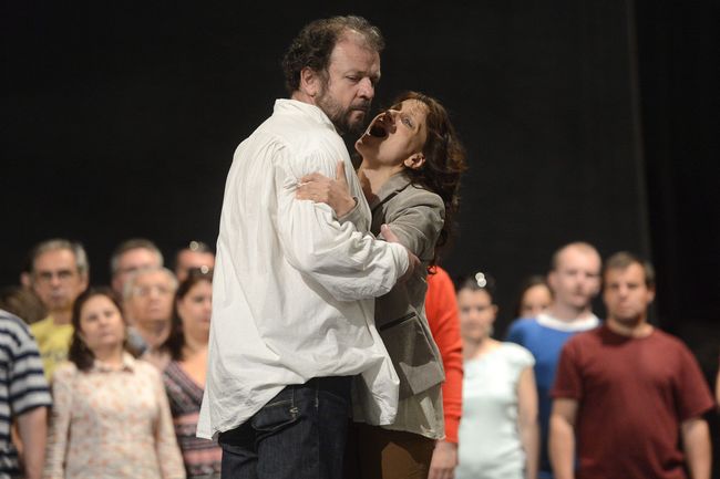 Kiss B. Attila (Don José) és Létay Kiss Gabriella (Micaela) a Carmen próbáján az Erkel Színházban